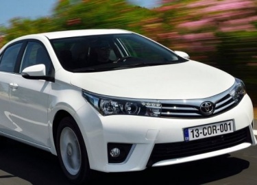 В статье рассказывается о том, как самостоятельно провести замену масла в АКПП Тойота Королла. Фото, видео и инструкция.
