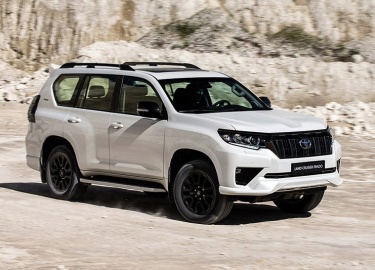 В статье рассказывается о том, как самостоятельно провести замену масла в АКПП Тойота Прадо. Фото, видео и инструкция.
